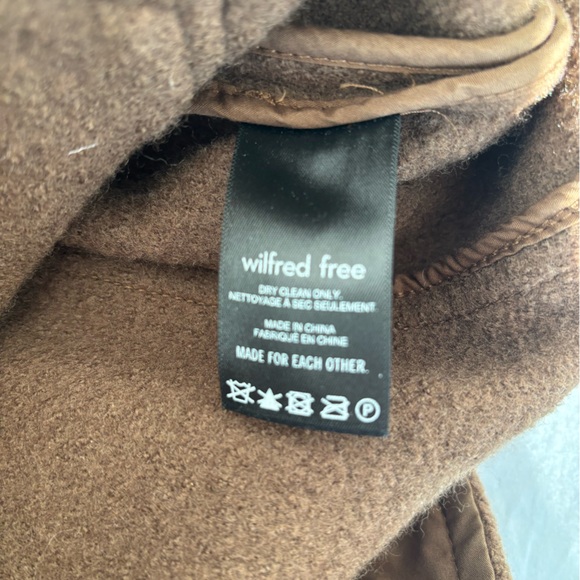 Wilfred Free the Autumn Shirt Jacket in Brown - Picture 3 of 4